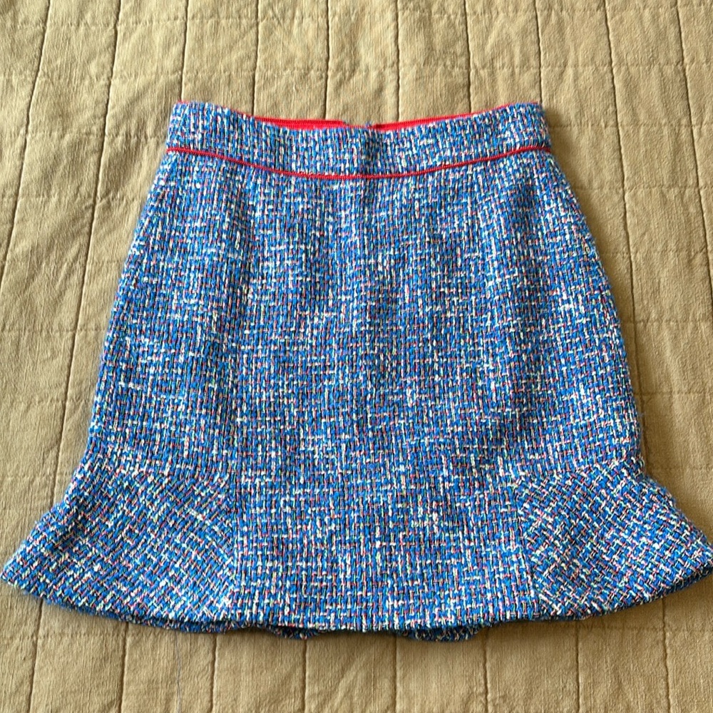 Tweed skirt size 2